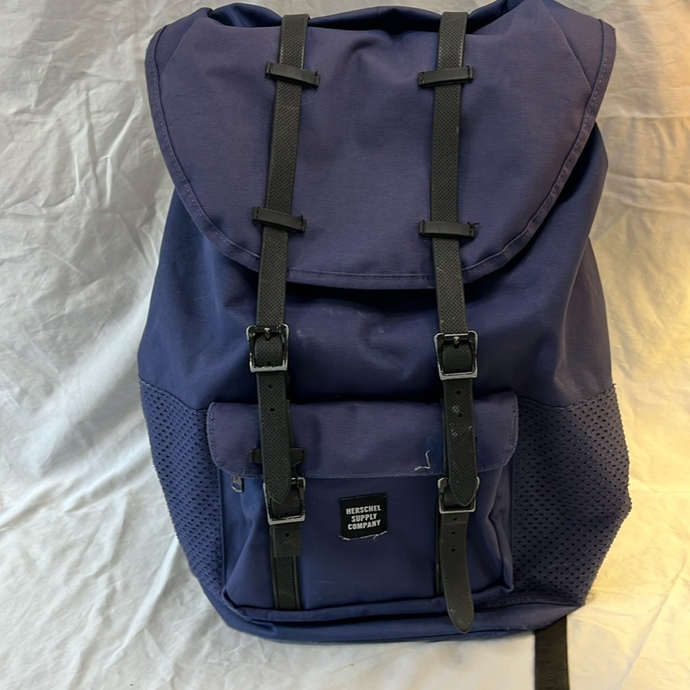 Herschel Supply Co. Little America 30L Backpack